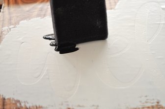 Stippling technique when painting a stencil