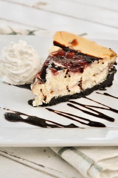 White chocolate raspberry cheesecake with a chocolate oreo crust. This is an easy cheesecake to whip up, and tastes better than the Cheesecake Factory version!!
