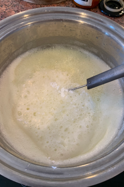Homemade buttermilk syrup recipe.
#buttermilksyrup #homemadesyrup #breakfast #recipe