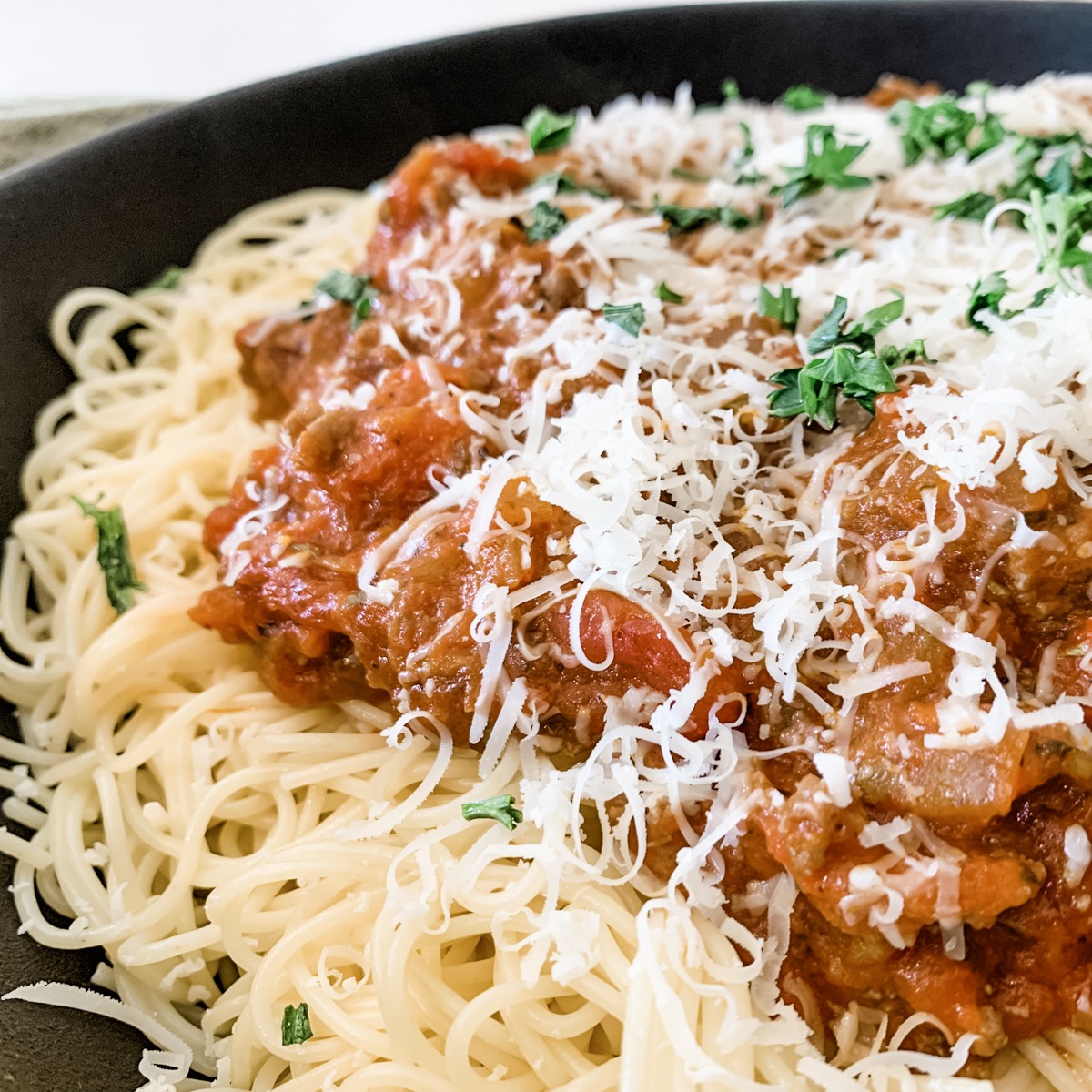 Make A Jar Of Spaghetti Sauce Taste Gourmet In Just A Couple Easy Steps 